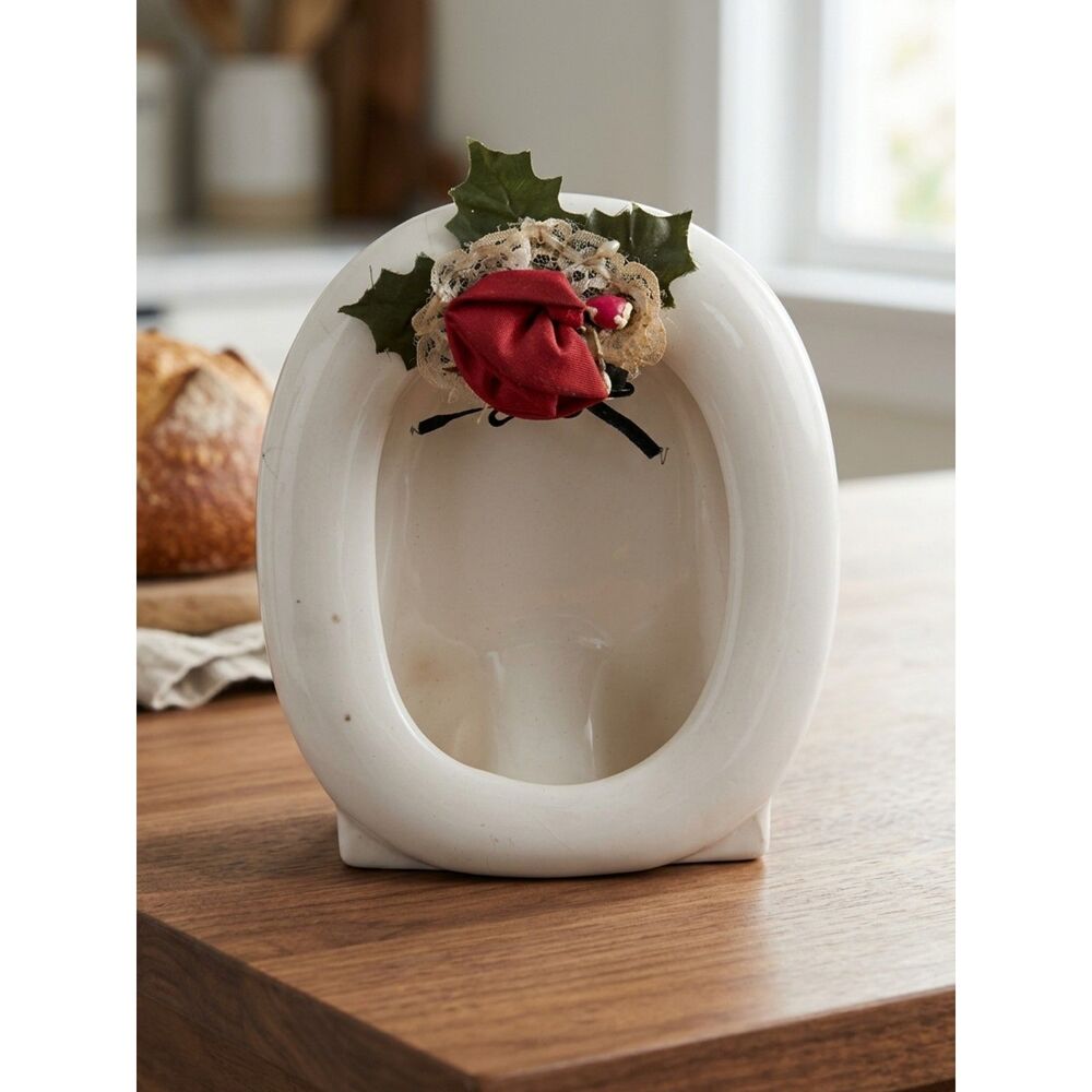 Vintage Ceramic Oval Window Silhouette Picture Frame